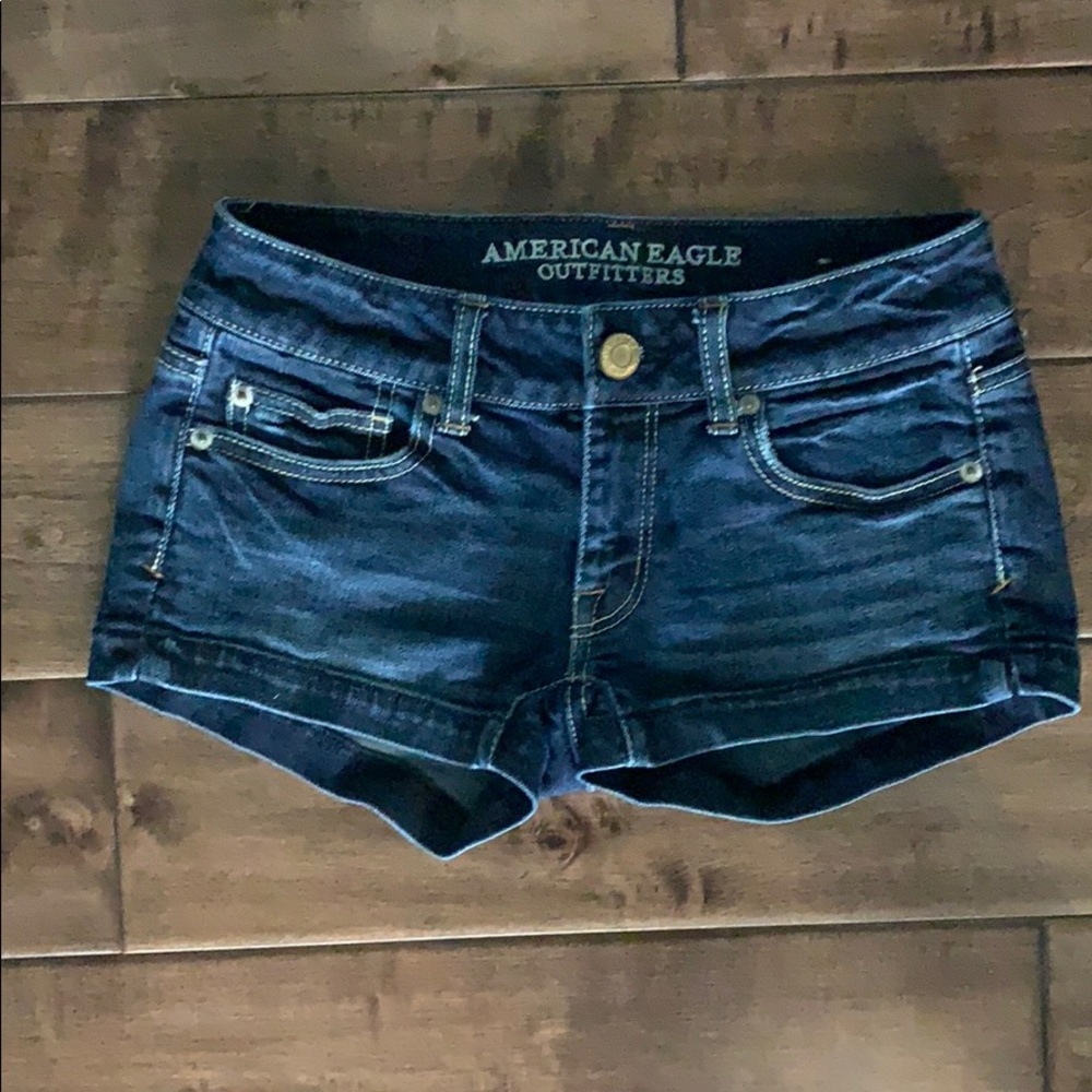 AMERICAN EAGLE STRETCH JEAN SHORTS